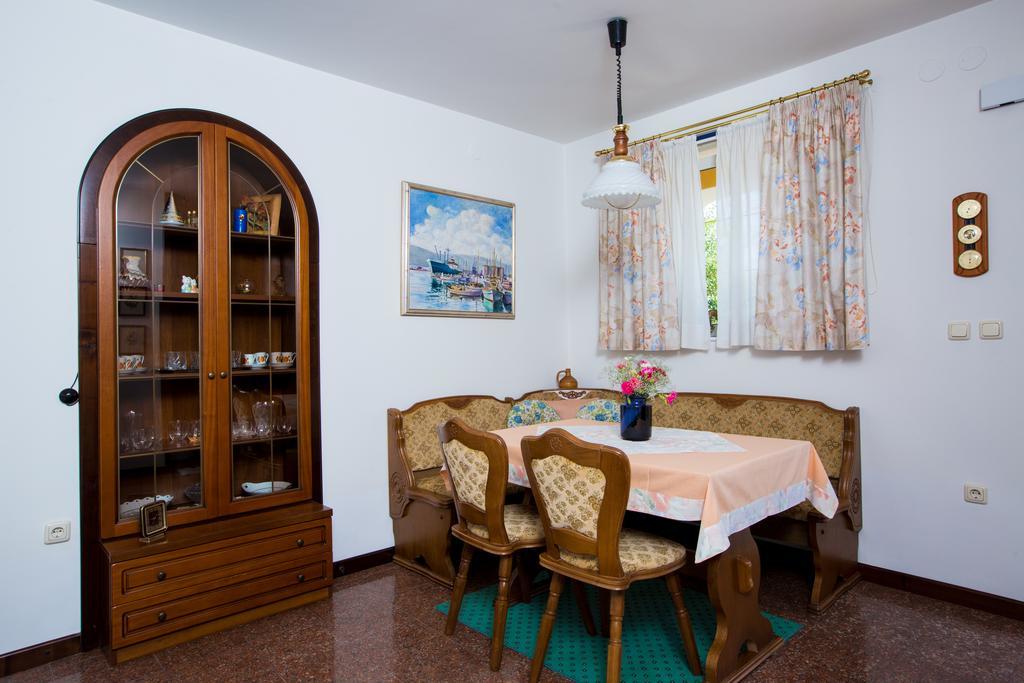 Apartment Dolores Опатия Экстерьер фото